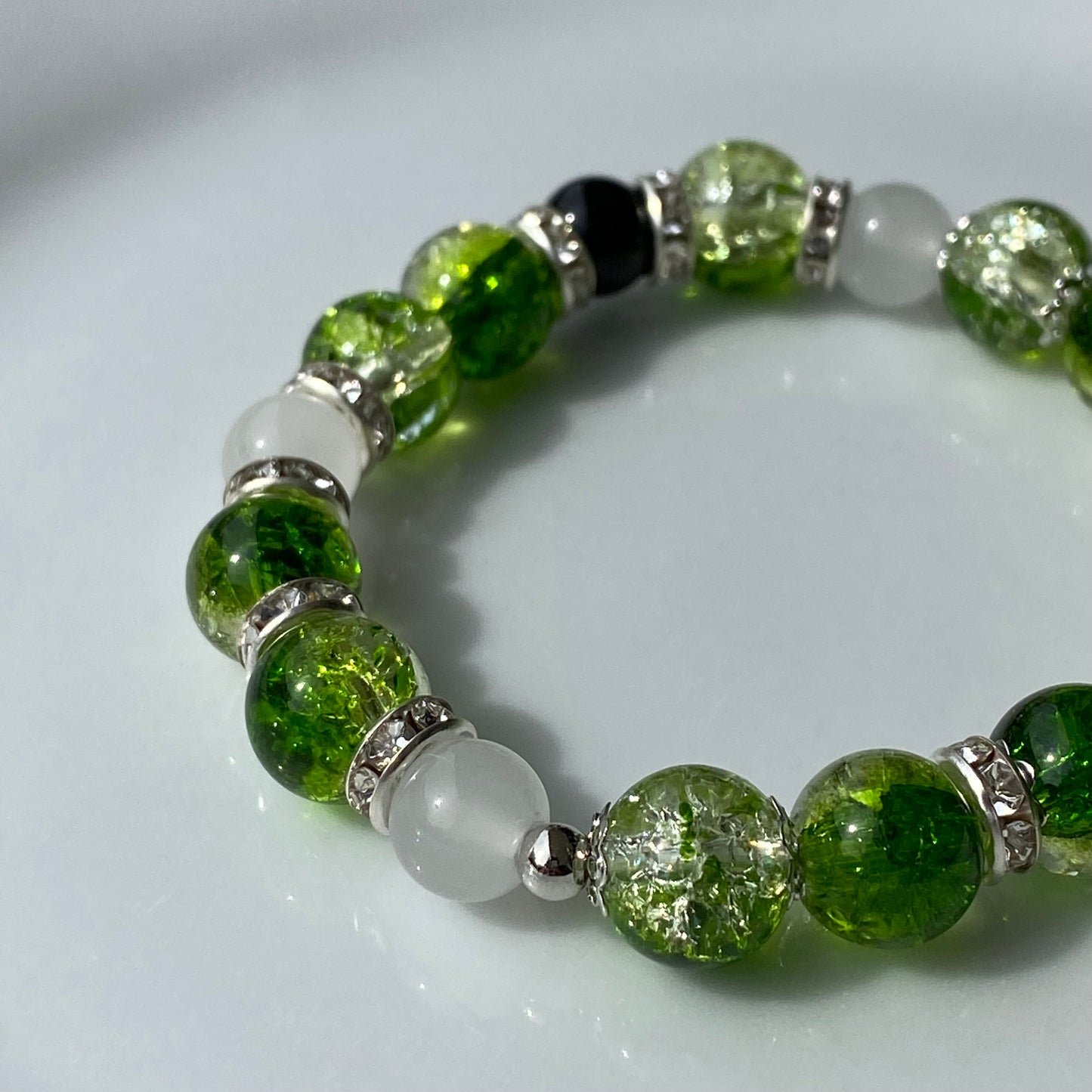 Armband „Heilung“ – Stiller Wächter innerer Balance | Vers&Stein